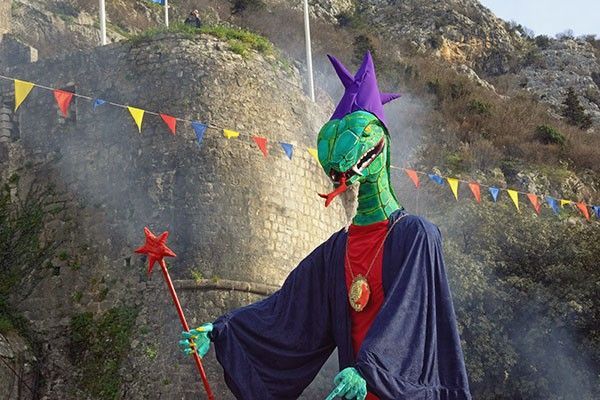 Carnaval de Kotor. © Olga Ilinich - Shutterstock