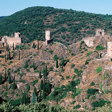 Ruta por los castillos cátaros. Ciudadela de Carcasona. Castillos de Lastours.