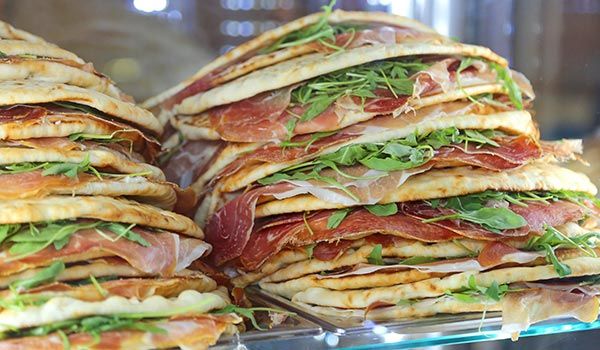 Piadina romagnola.